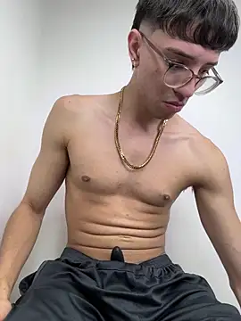 Snapshot of arthurdavies chatting on November 2025 05:50:02 AM arthurdavies online show from November 2025 05:50:02 AM