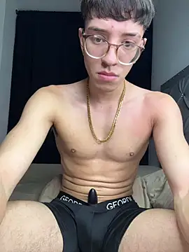 Snapshot of arthurdavies chatting on November 2025 04:43:02 AM arthurdavies online show from November 2025 04:43:02 AM