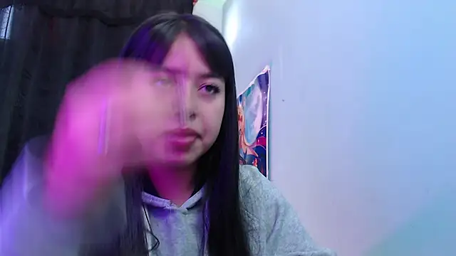 Snapshot of queen_salomme chatting on September 2025 11:59:02 AM queen salomme online show from September 2025 11:59:02 AM