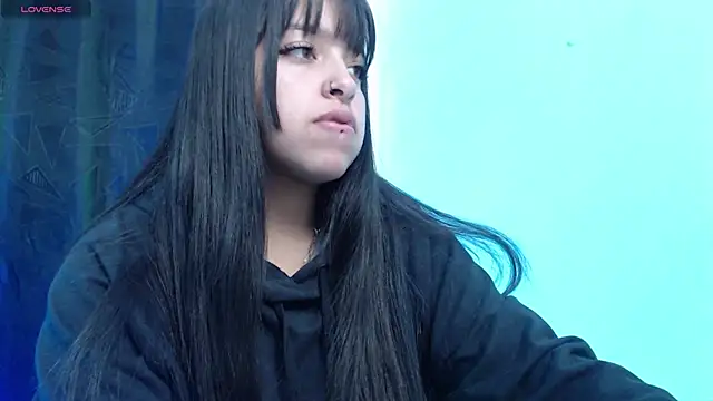 Snapshot of queen_salomme chatting on October 2025 12:03:02 PM queen salomme online show from October 2025 12:03:02 PM