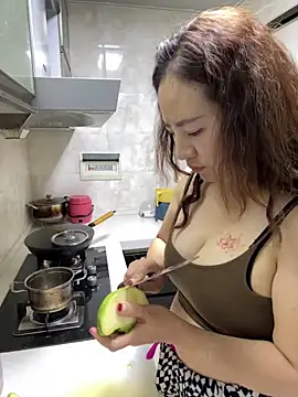 Snapshot of Kayla-love chatting on October 2025 01:20:02 PM Kayla-love online show from October 2025 01:20:02 PM