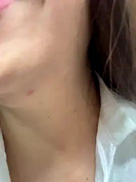 Snapshot of Kayla-love chatting on November 2025 01:26:01 AM Kayla-love online show from November 2025 01:26:01 AM