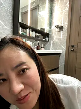 Snapshot of Kayla-love chatting on November 2025 02:28:02 PM Kayla-love online show from November 2025 02:28:02 PM