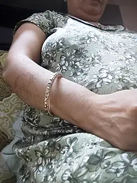 Snapshot of Jeya_thakur chatting on October 2025 08:04:01 AM Jeya thakur online show from October 2025 08:04:01 AM