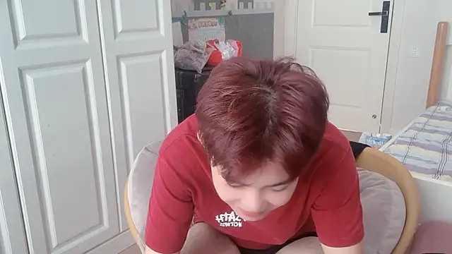 Snapshot of xlong00099 chatting on October 2025 04:37:01 AM xlong00099 online show from October 2025 04:37:01 AM