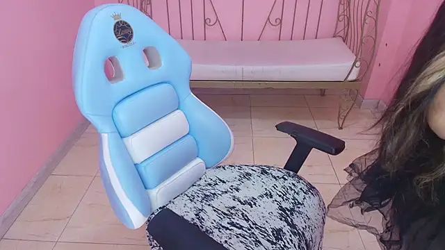 Bunny poison online show from September 2025 01:49:01 PM