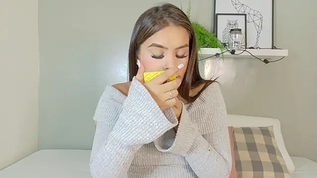 KeendraFox  online show from October 2025 07:35:02 PM