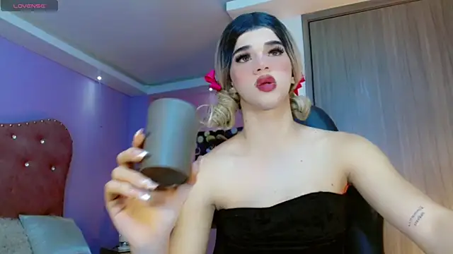 Sophia Stonee online show from October 2025 11:38:02 AM