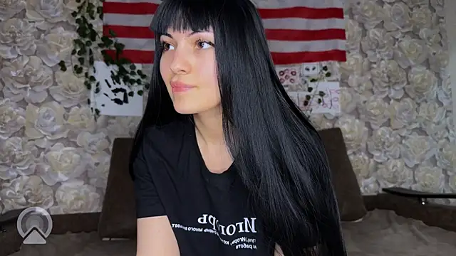 sweeet strawberies online show from October 2025 07:14:01 PM