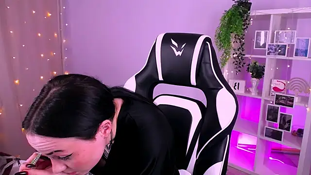 MollyKissy online show from October 2025 10:21:02 AM