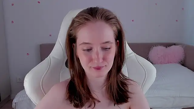 Snapshot of CrystalSoul_ chatting on September 2025 07:24:02 AM CrystalSoul online show from September 2025 07:24:02 AM