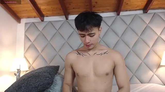 Clement Reyes online show from September 2025 12:54:01 PM