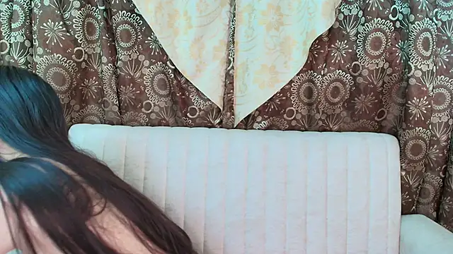 Dulcee 1 online show from October 2025 11:19:01 AM