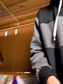 Snapshot of Dani_and_Ander chatting on September 2025 07:08:01 PM Dani and Ander online show from September 2025 07:08:01 PM