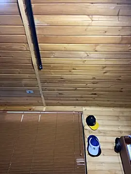 Snapshot of Dani_and_Ander chatting on October 2025 02:03:02 PM Dani and Ander online show from October 2025 02:03:02 PM