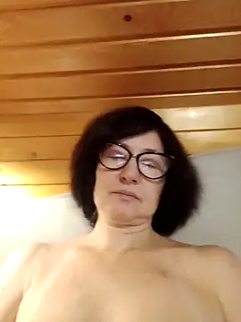 vikimoon11 online show from October 2025 12:47:02 PM