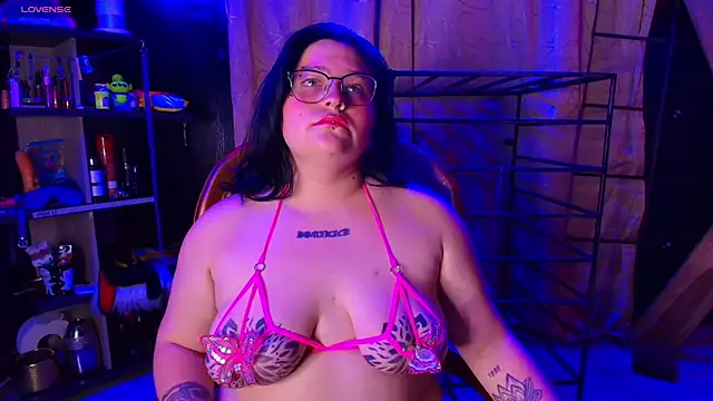 Snapshot of Miilaa___ chatting on November 2025 04:11:02 AM Miilaa online show from November 2025 04:11:02 AM