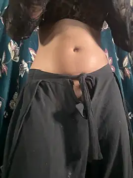 DAMinii  online show from November 2025 06:42:02 PM