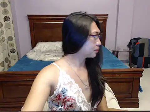 Cassandra Sweettease16 online show from September 2025 08:42:02 PM