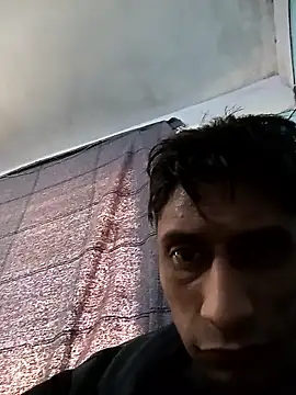 Snapshot of Crazygrillo69 chatting on December 2025 09:00:01 PM Crazygrillo69 online show from December 2025 09:00:01 PM