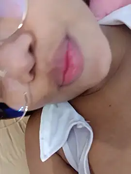 little onixx online show from October 2025 12:13:02 PM