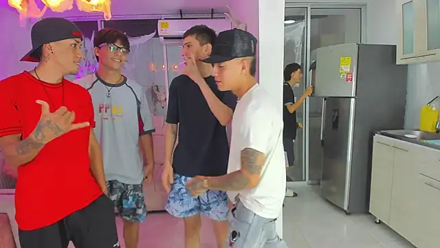 Snapshot of Houseofwarrios chatting on October 2025 05:21:02 AM Houseofwarrios online show from October 2025 05:21:02 AM