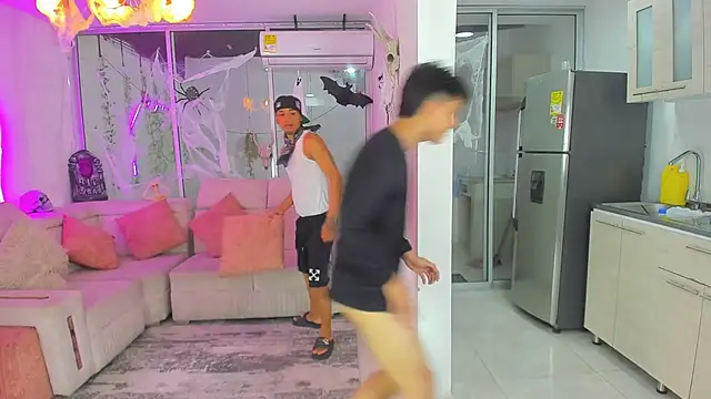 Snapshot of Houseofwarrios chatting on October 2025 05:22:01 AM Houseofwarrios online show from October 2025 05:22:01 AM