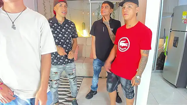 Snapshot of Houseofwarrios chatting on November 2025 05:41:02 AM Houseofwarrios online show from November 2025 05:41:02 AM