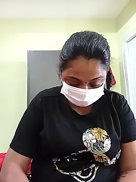 Snapshot of queendivya chatting on October 2025 05:46:01 AM queendivya online show from October 2025 05:46:01 AM