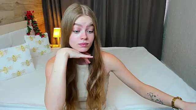 Alisa Glamour online show from September 2025 12:09:01 PM