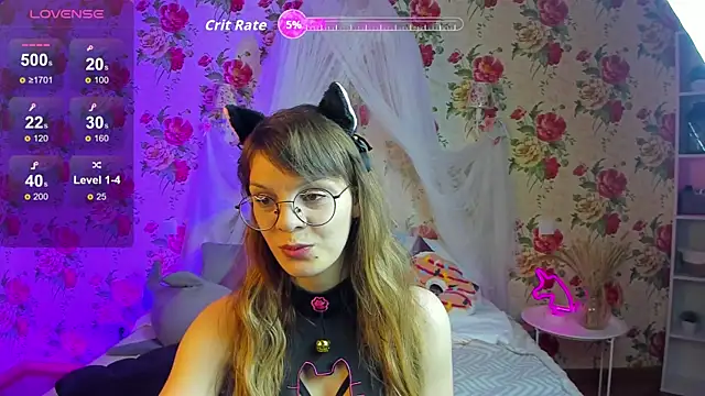 GinaJohnson  online show from October 2025 04:22:01 PM