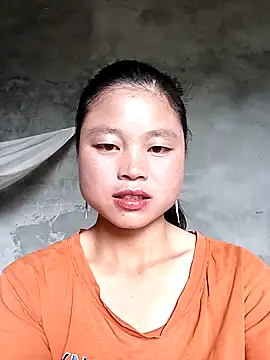 Snapshot of clara-cute chatting on October 2025 04:43:02 AM clara-cute online show from October 2025 04:43:02 AM