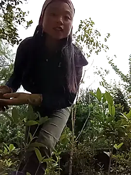 Snapshot of clara-cute chatting on October 2025 01:25:01 AM clara-cute online show from October 2025 01:25:01 AM