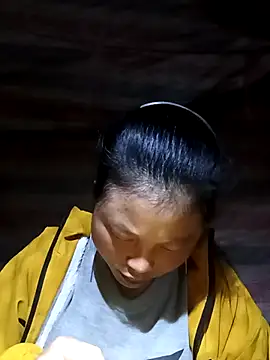 Snapshot of clara-cute chatting on October 2025 09:25:02 PM clara-cute online show from October 2025 09:25:02 PM