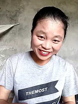 Snapshot of clara-cute chatting on October 2025 04:55:02 AM clara-cute online show from October 2025 04:55:02 AM