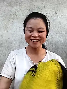 Snapshot of clara-cute chatting on October 2025 10:04:01 AM clara-cute online show from October 2025 10:04:01 AM