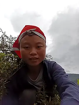 Snapshot of clara-cute chatting on October 2025 01:28:02 AM clara-cute online show from October 2025 01:28:02 AM