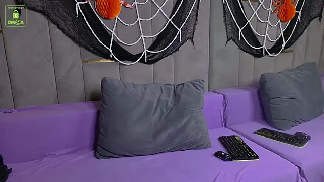 JesseCrosss online show from October 2025 10:37:02 AM