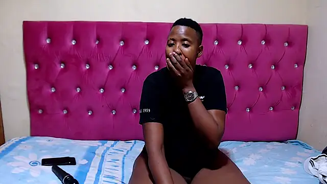 SexyCurves96 online show from October 2025 07:17:02 AM