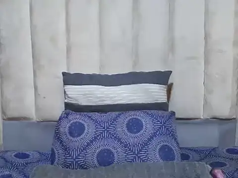 Snapshot of SexyBear012 chatting on September 2025 07:30:01 PM SexyBear012 online show from September 2025 07:30:01 PM