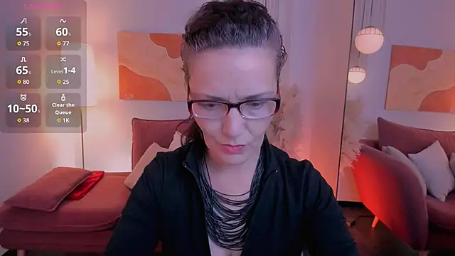 Snapshot of Irene_Marlow chatting on October 2025 01:34:01 PM Irene Marlow online show from October 2025 01:34:01 PM