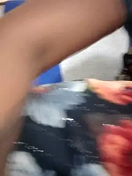 sweetqueen143 online show from October 2025 05:42:01 PM