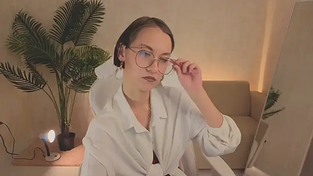 prettiestwinsor online show from November 2025 01:38:02 AM