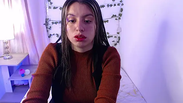 kamillew online show from September 2025 09:03:02 AM