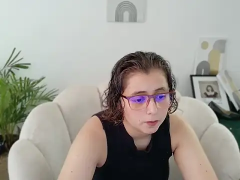 dirty feelena online show from October 2025 05:02:02 PM