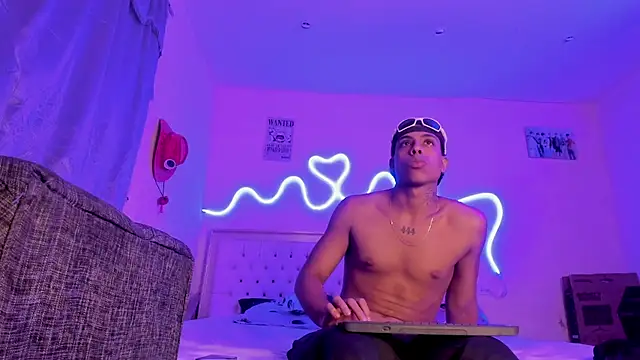 Glader31 online show from October 2025 09:50:02 PM