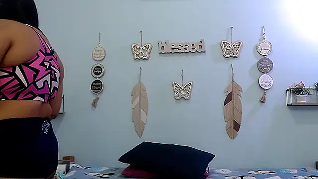 evannesanicol08 online show from October 2025 02:17:02 PM