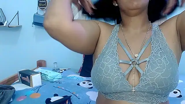 evannesanicol08 online show from October 2025 01:57:02 PM