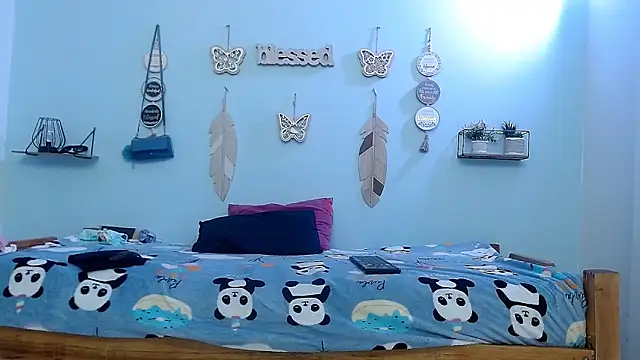 evannesanicol08 online show from October 2025 02:07:02 PM