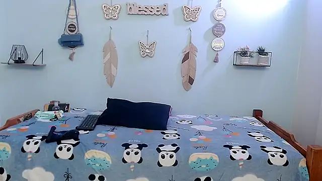 evannesanicol08 online show from November 2025 02:17:02 PM